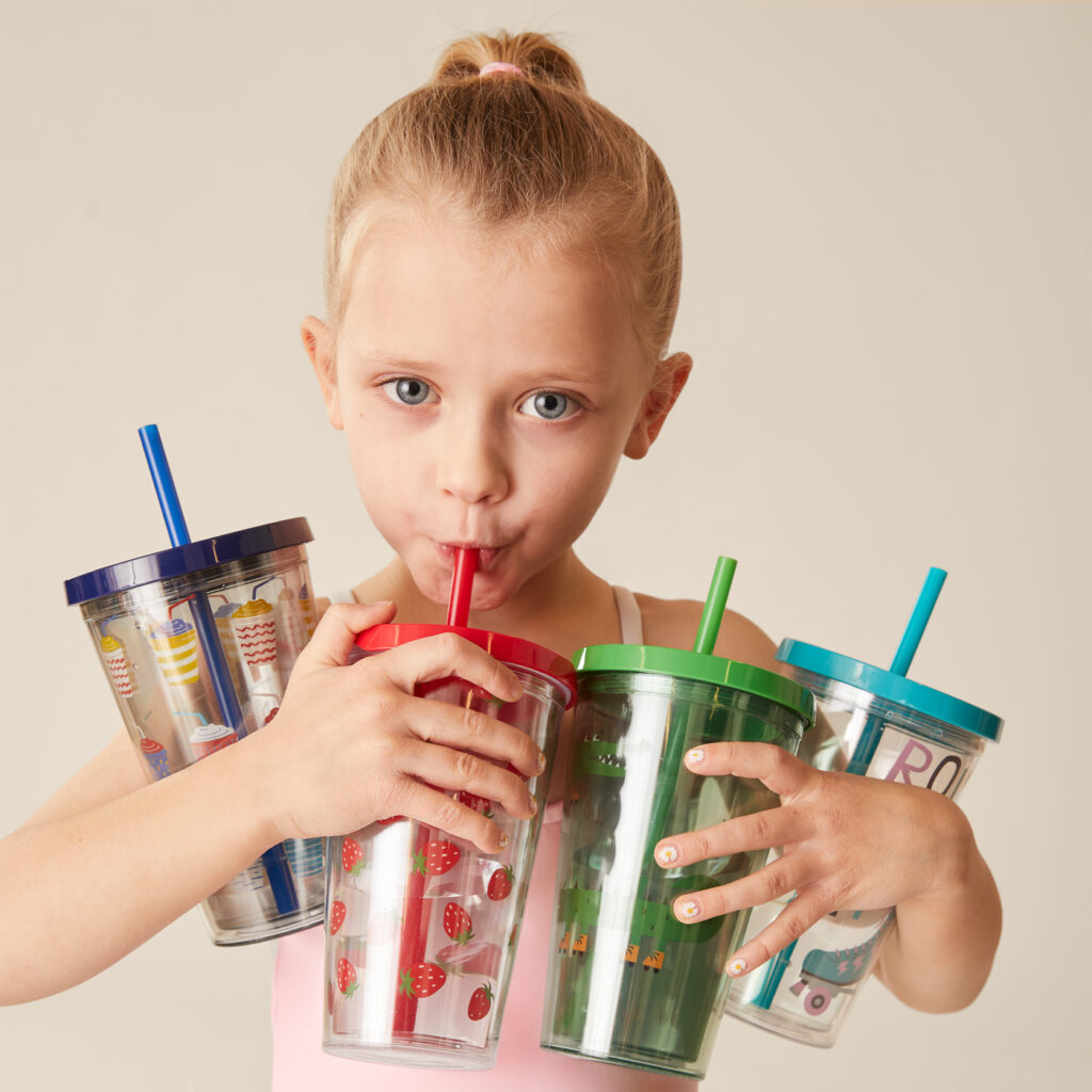 FY23_KIDS_SUMMER_ESSENTIALS_2022_0540_TUMBLERS_ON-FIG_01