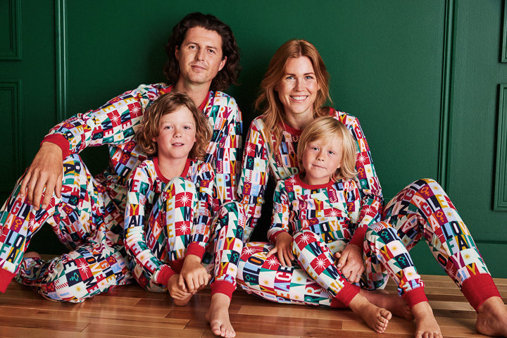 FY23_HOL_LL_FJ_2022_FAMILY_MODERN_V2_9704
