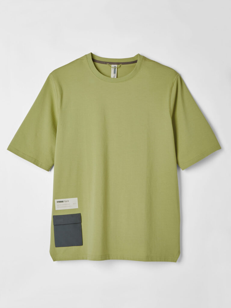 72012F04_FREE_FWD_CARGO-SAGE_FRONT-OFF3442-scaled-1