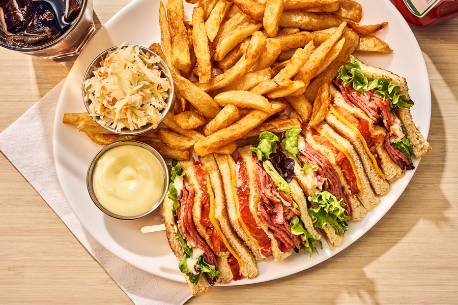 240510_BuffetdeLantiquaire_12-ClubSandwich-HR