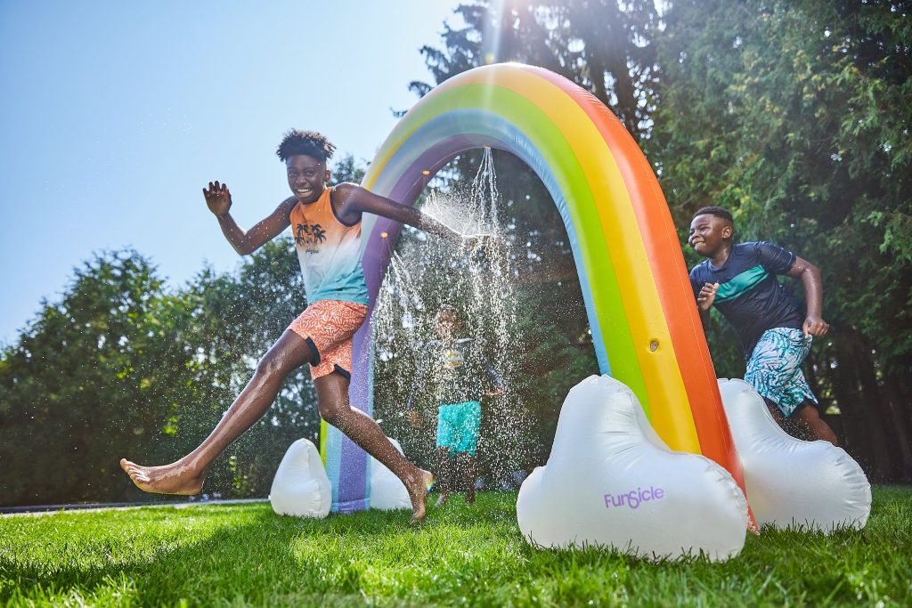 082823_CT1305_B_Shot_06_WaterPlay_3909