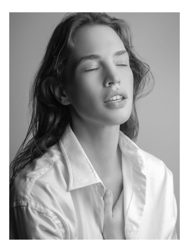 Supermodel Crista Cober 5